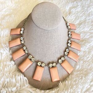Gold Tone Statement Bib‎ Necklace Rhinestone Peach 18.5 in + 2.5 in Ext.